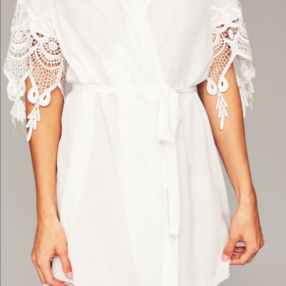 NWT Stone Cold Fox Fox Robe - Picture 4 of 5